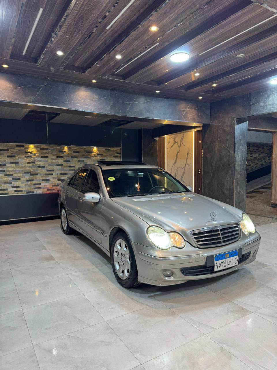 C200 2007 فابريكا بالكامل بدون ملحوظه
عداد ١٤٠٠٠٠ ك صيانات توكيل كامله 
فتحه سقف وشنطه كهرباء وستاره كهرباء وكراسي كهرباء رخصه سنه وكاوتش جديد 
متاح الكشف في اي مكان معتمد 
المعاينه مدينه نصر ميدان الواحه 
للاستعلام/01129049010 القاهرة, مصر


**إذا كنت صاحب هذا الإعلان وتريد حذفه لأي سبب، رجاءا أرسل رسالة إلى الدعم الفني**