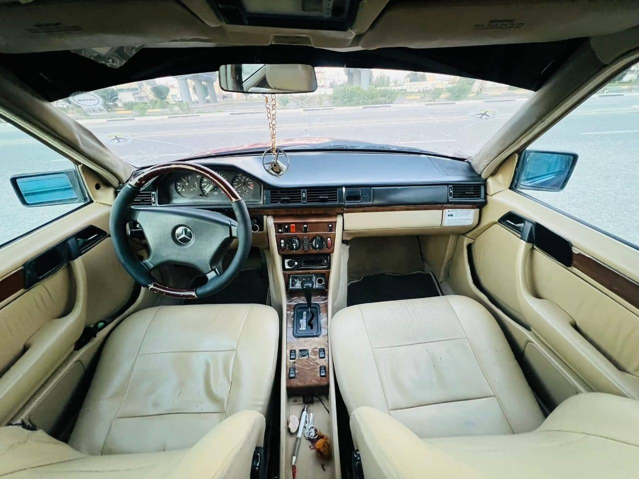 سلام عليكم مرخصت الادمن مراسدس دب مديل 1990عنكبوت بلاد وكير بلاد شرط تراي 200 تخم تاير فول سبير علة وضعه حدادية خير من الله قواعد فول دجات جدد بلاد ماسحة جام  وماطور جديد بلاد السيارة تحتاج ترتيب بسيط كلش متعوب عليها  سيارة مال جناي رقم بابل  السيارة بلادية فقط صبغ عام للجمالية سعرها 70 وبيها مجال سبب البيع محتاج 
بابل قضاء الكفل 
*********** بي واتساب والماسنجر مفتوح
