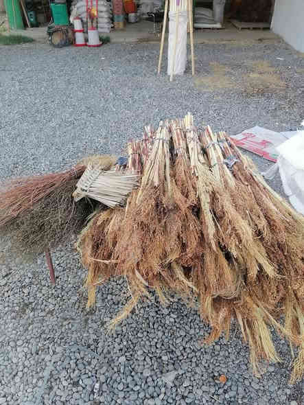 السلام عليكم زبائننا الكرام الطيبين

وفرنالكم  مگاش حب
 درجة أولى
مگاش طرفه
مگاش سعف
مگاش حلفه
جمله ومفرد ***********
وحياكم الله
الكمية خير من الله
