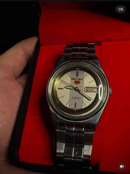 ساعات ڤنتج نصب تكويك اوتوماتيك وكوارتز بأسعار مناسبة كل ساعة وسعرها اي استفسار خاص او راسلوني واتساب وتدللون
***********
