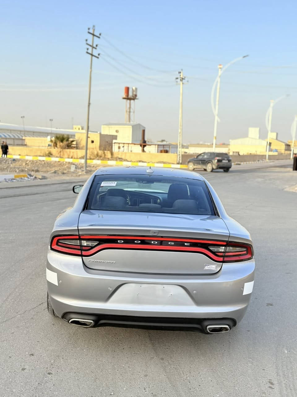 البيع جارجر 2018 اصل موصفات SXT رقم بغداد  تحويل ثاني يوم  سياره جديده وجاهزا وارد مريكي بيه جاملق وبنيد  مكينه وكير وحداديه وطخم تاير وتبريد وكسن كفاله وسعر ١٦٤ وبيه مجال مكان سياره ناصريه مركز ***********  وشراي ينتصل
