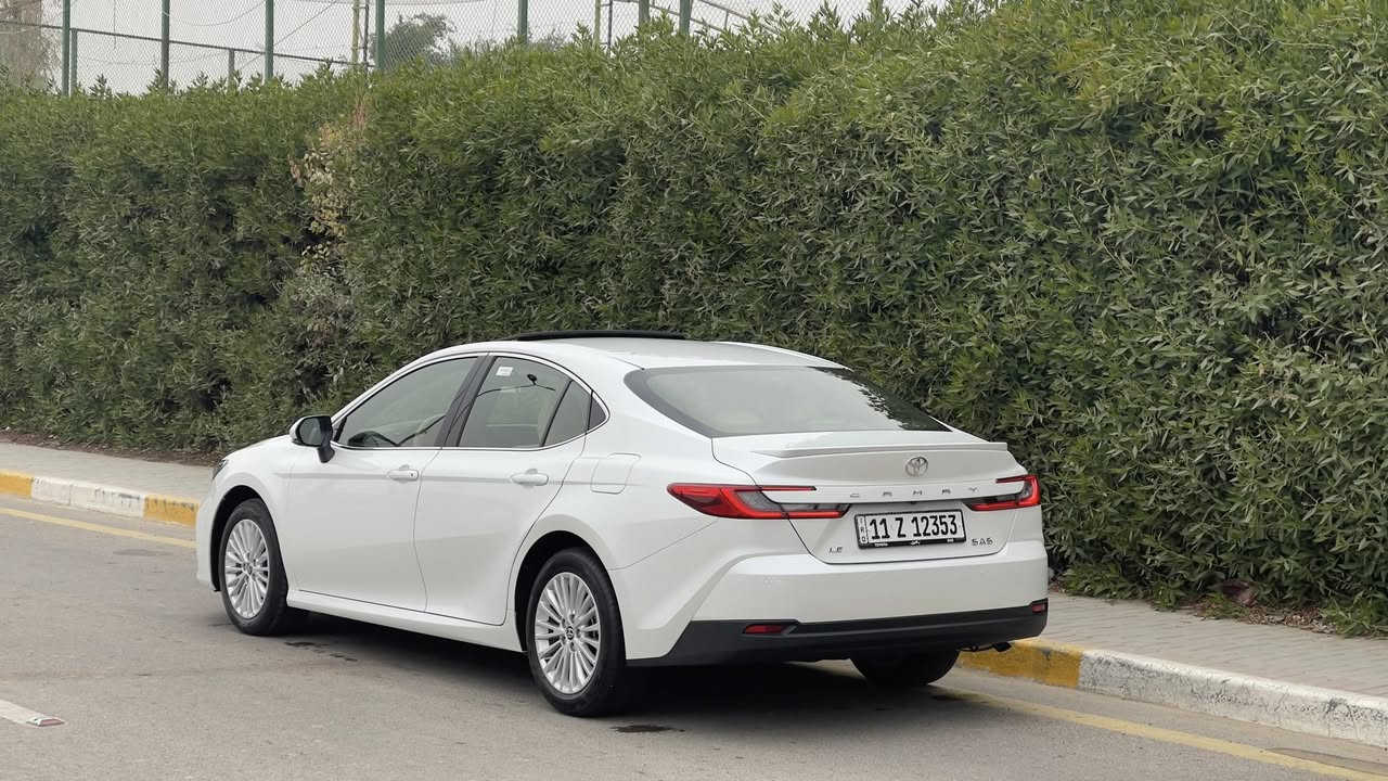 سلام عليكم
للبيع فقط
تيوتا كامري ضمان شركه ساز SAS    
موديل 2025 LE
➖ بانزين فقط 
عداد المسافه: 6000 بعدها زيرو على وضع الشركه
➖ رادار امامي خلفي 
شاشه جبيره 
كامره خلفيه
➖ فتحه
➖ ويل كب 
➖ مقاعد كهرباء 
➖ كاميرا خلفية 
➖ بردة خلفية 
➖ لد امامي خلفي
➖ حساس امامي خلفي 
مرقم لوحه وسنويه بسمي رقم مميز بغداد 
➖ مري كهرباء
➖ رادارات امامي 
- شاحن واير ليس 
- ⁠كشنات مخمل 
- ⁠ساير بريك بصمه  
- ⁠مري كهرباء 
- ⁠جنطه ذكيه 
- ⁠بصمه 
- ⁠مكان سياره بغداد العامريه
- ⁠مكفوله من صبغ او بارد 
السعر:305 وبيها مجال
الاستفسار 
***********
