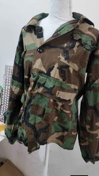 ملابس • للبيع