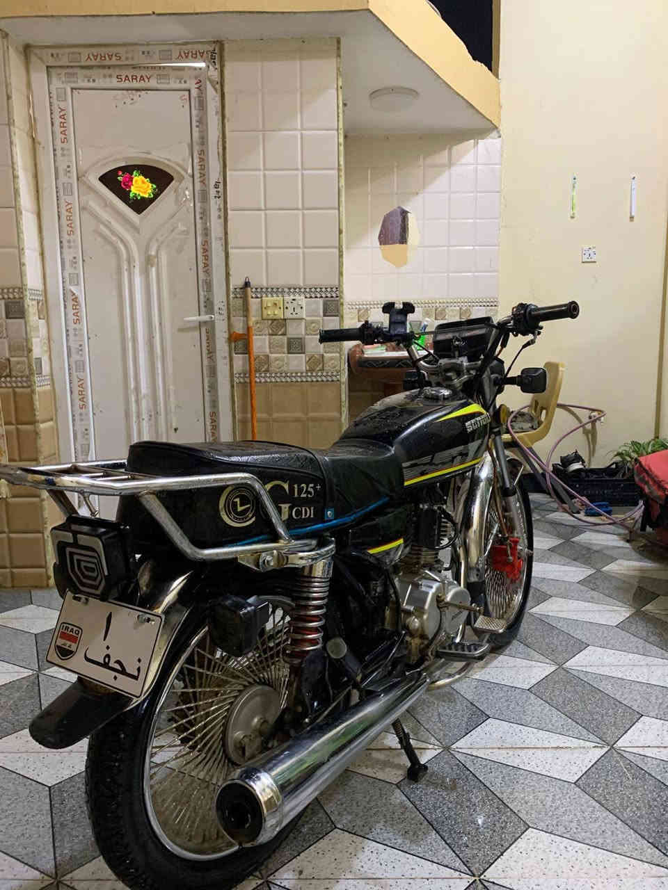 السلام عليكم  دراجة تايغر سولنك 2024 محرك مكفول اوراق تلاثه مع وحدة كرتونيه بس نقص الشاشه نكسرت وبدلته بعداد دراجة خير من الله مال بيت سعره 600وبيه مجال للشراي استفسار اتصل ***********
