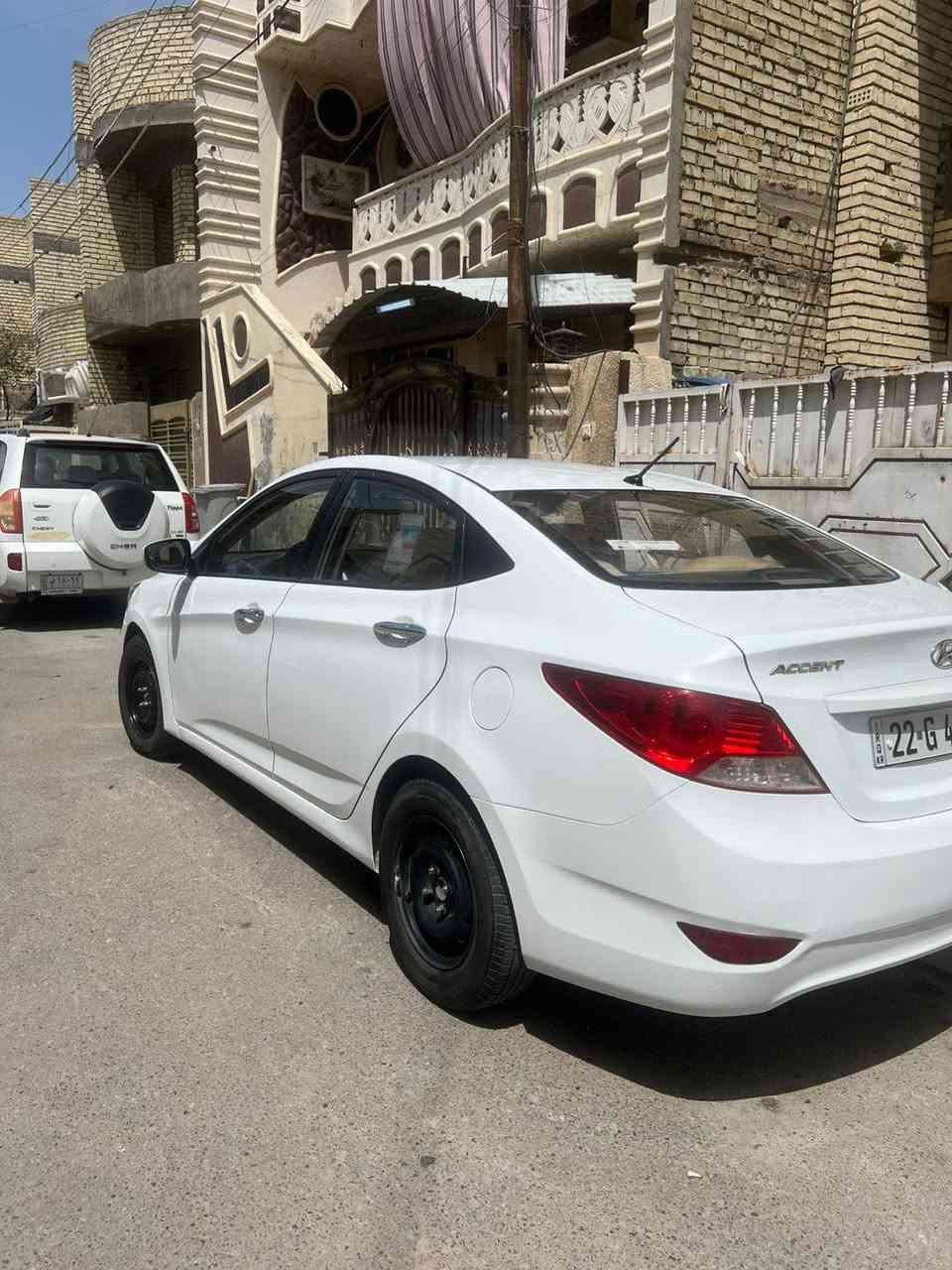 السلام عليكم اكسنت مديل ١٧ خليجي مكفوله كفاله عامه من تبديل والضربه كير مكينه مكفوله
قطرتين 
محرك ١٦٠٠
كهرباءيات كله شغاله
تبريد ثلج
صدر جديد
تايرات جدد
بيه رصعات خفيفه بل باب
رقم اربيل تريد تحويل تريد وكاله
مكاني بغداد حي جهاد
مكلف بنشر 
رقم ‎0771 181 8170
السعر ١٠٠ وبيه مجال
