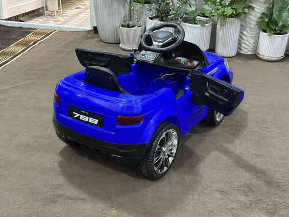 سيارة شحن للبيع سعرها قفل 30 الف بدون ايي عطل بيها مكان فلاش ميموري للأغاني مكاني كركوك للأتصال مامتواجد على فيس 
***********
