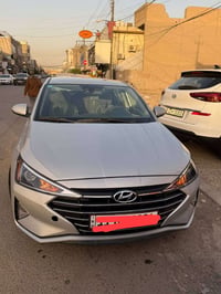 ورحمه  هونداي النترا 2019  محرك 2000 دوش  كير AT السياره كير محرك صدر ...