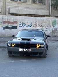 (للبيع فقط )  جالنجر srt6400  2018 ماشية 54 ميل   حادث السيارة  عواج ب...