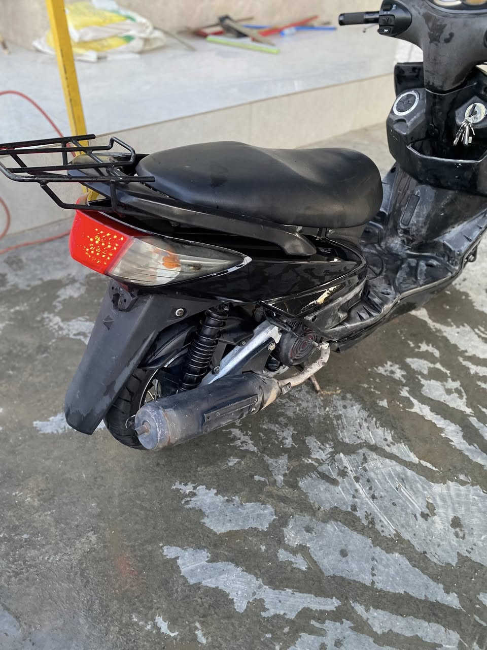 دراجه سكنز للبيه دراجه نوزل ماعايزه اي شي كامله امكمله نكره

سلف ادراجه مابيهه اي نقص مابيهه برغي مابيهه نقص تايرات جديده

دبلات جديده واقيه شديته بس مابينه بل صور مال صالنصه اي

 سعر٧٥٠استفسار تعال خاص او تعال وات ساب عله هذه

الرقم ***********
