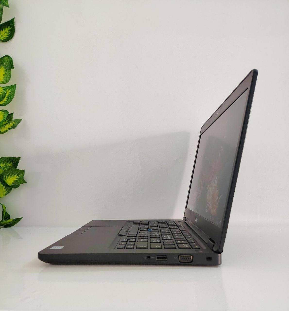 🔥 أداء قوي وسعر مناسب

💻 Dell Latitude 5490

لابتوب عملي وممتاز للعمل، الدراسة، وبرامج التصميم الخفيفة بفضل وجود كرت شاشة خارجي.

المواصفات:
• المعالج: Intel Core i7 الجيل الثامن – فئة U
• الرام: 8GB DDR4 (قابل للتطوير)
• التخزين: 256GB SSD M.2 (قابل للتطوير)
• الشاشة: 14 إنچ بدقة FHD

🎮 كرت الشاشة:
• Intel UHD Graphics – 4GB (مدمج)
• NVIDIA GeForce MX130 – 2GB (خارجي)

⌨️ كيبورد عربي / إنكليزي ضوئي ليزري

💰 السعر: 345,000 دينار عراقي
🚚 توصيل مجاني

ضمان شهر بعد الاستلام
فحص الجهاز أمام المندوب
توصيل سريع خلال 48 ساعة
تغليف احترافي
ملحقات كاملة (حقيبة + ماوس + ماوس باد + شاحن أصلي)

📲 واتساب: ***********: بغداد, العراق
