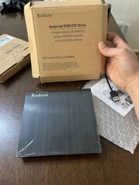 قارئ أقراص خارجي • توصيل • إلكترونيات