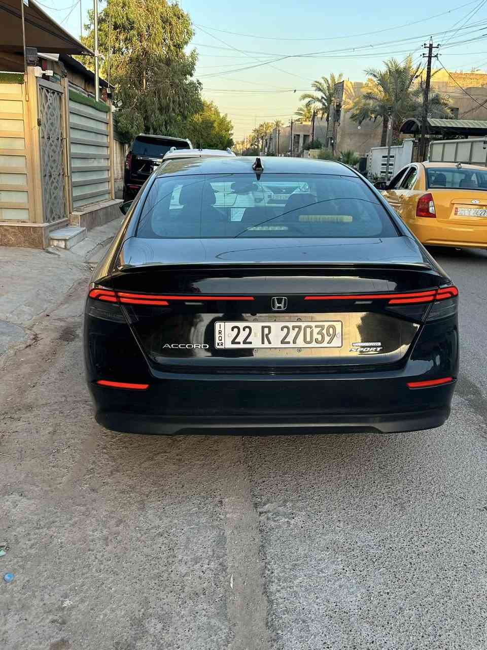 السلام عليكم للبيع هوندا اكورد سبورت 2024 رقم اربيل رقمته قبل يومين سياره ضرره جدا بسيط وبعدهي ع ضرره بدون تصليح شديت بس غراضه مفتوحه وجني وياه ماشيه 102 مشي امريكا سعره مناسب 179 وبيه مجال قليل لشراي ***********
