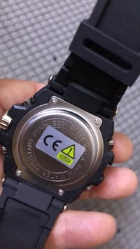 ساعة • للبيع