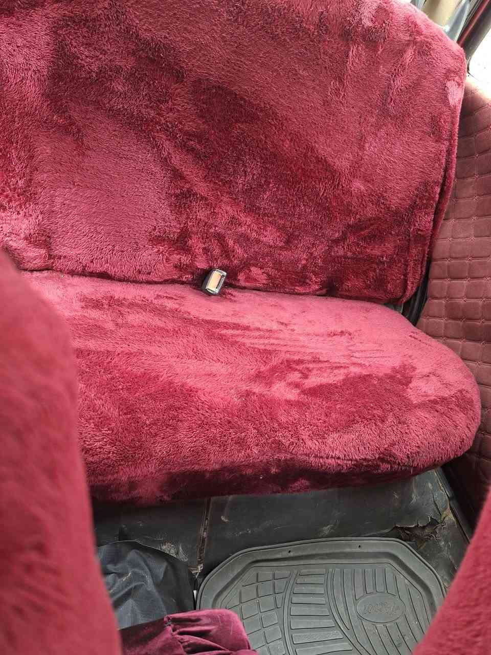 كولف موديل 91 
لاتحتوي على غرامات 
تحتوي على دفتر بانزين 
كير ومحرك بالشرط 
السعر 18 
للاستفسار  : ***********
