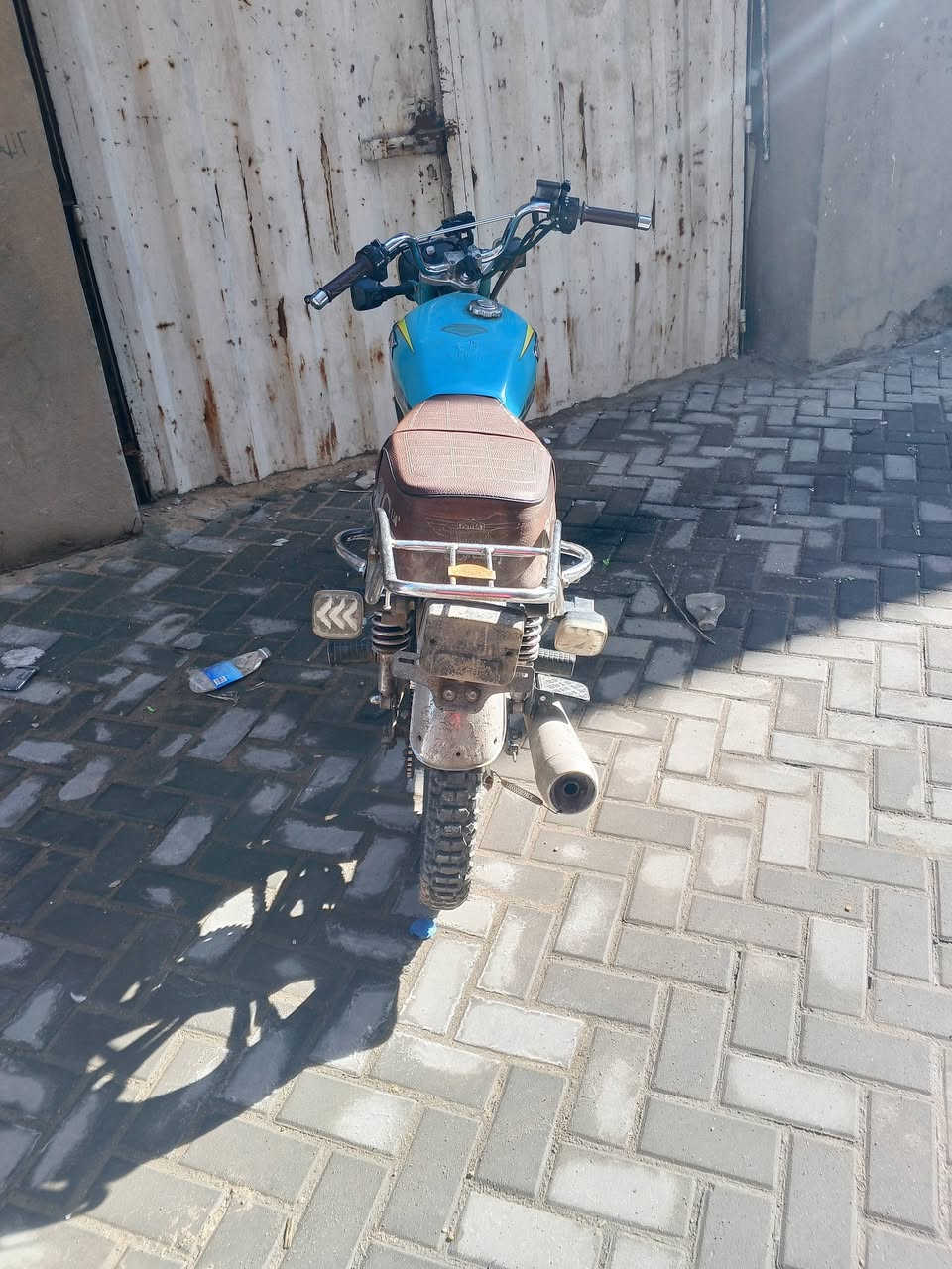 السلام عليكم 
دراجة سونك ٢٠٢٤ ٥ كير المرغوب

دراجة ممشتغلين بيها ابد 
سلف هندر 
شرط السبانه مواصلة للمكينه
يراد الها عداد بس والواقعية مال زنجيل موجودة ماشادها 
*********** تليفوني 
 عارضها ب٧٥٠ وبيها مجال
