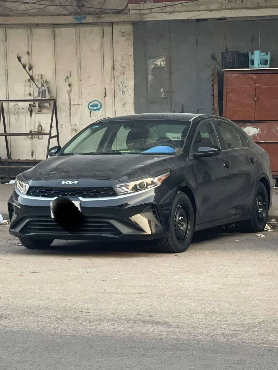 السلام عليكم كيا فورتي موديل2024 حادثه صفحه بابين وجاملغ ماواصل لدواخل ولا لغد ولا شاصي التفاصل اكثر  صور الحادث موجوده لاستفسار***********
