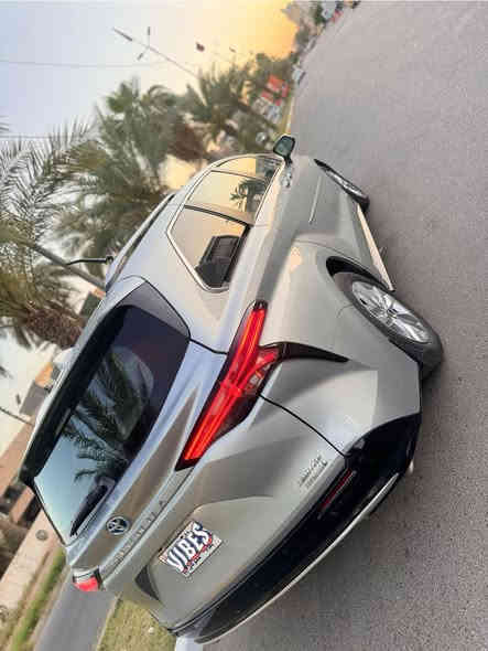 تويوتا سينا فخر الصناعة اليابانية السيارة موديل  2021 ليمتد
تكون أعلى فئة بالتويوتا

٧ راكب يعني عائلية و كشخة

(بيهه بنيد مبدل ومصبوغ وجاملغ بارد شغل مضبوط ورقم الشاصي ويه الصور)

 .

1-محرك 2500 هايبرد 

2-حساسات أمامي و خلفي 

3-رادارات امامي خلفي 

4-شحن وايرليس

5-دخول ذكي 5 بصمات 

6-أبواب سلايت كهرباء جنطه كهرباء  

7-فتحه

8- شاشه كبيره  

9-ويل كب كروم

10-كشنات تدفئه تبريد

11- شاشة عرض كبيرة لعرض الاعطال بالدشبول

12-اشاير بالمري و مراية قلاب عند الرجوع

13-البيبان تفتح وتغلق بالرجل حساسات بالدوسه

 14-ستيرن كهرباء وخزن ميموري مع الكشنات 

15-كشنات جلد

16-بردات بلادي بالسيارة بالبيبان والجام الخلفي 

17-سايد بريك بصمة

18-لايت و بك لايت لد 

19- سسستم صوت 12سماعة + دمام خلفي بلادي

20-  وبعد بيهة هواي مواصفات بس اهـم شي السيارة بيها سبير بلادي ومكان السبير بالداخل لأن هواي تجي سينا بدون سبير و بدون مكان مخصص للسبير 

السعر 260$

***********
