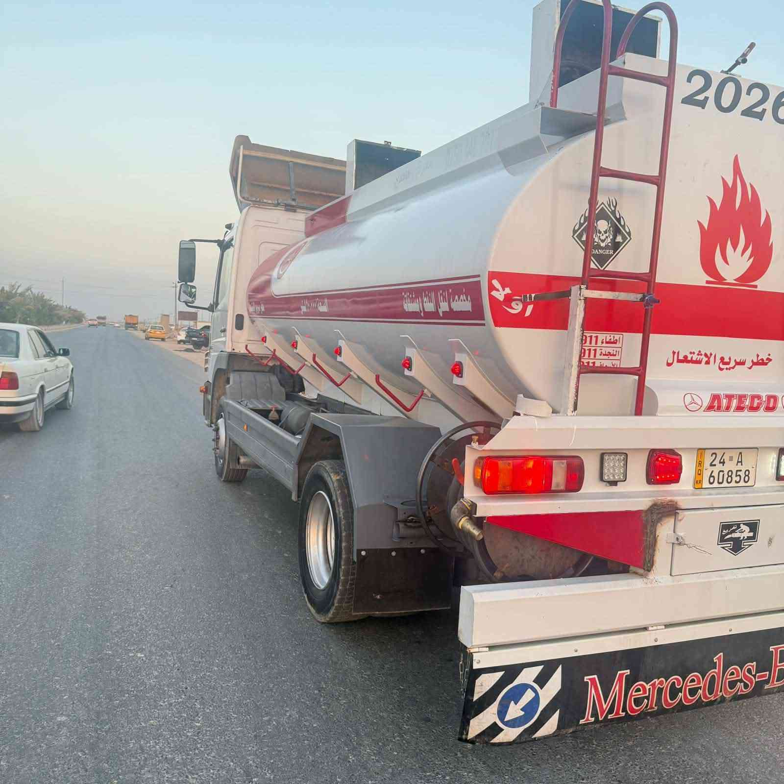 السلام عليكم اخوان سياره جاهزه للشغل كامله موديل ٢٠٠٥ بسمي ***********
