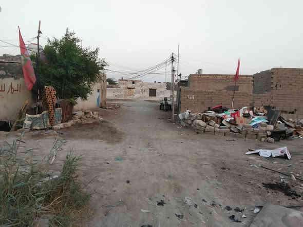 السلام عليكم ورحمة الله وبركاته يوجد لدينا بيت 200متر السعر 14مليون أب منطقة سيد خضير قرب المرقد *********** ابو سجاد
