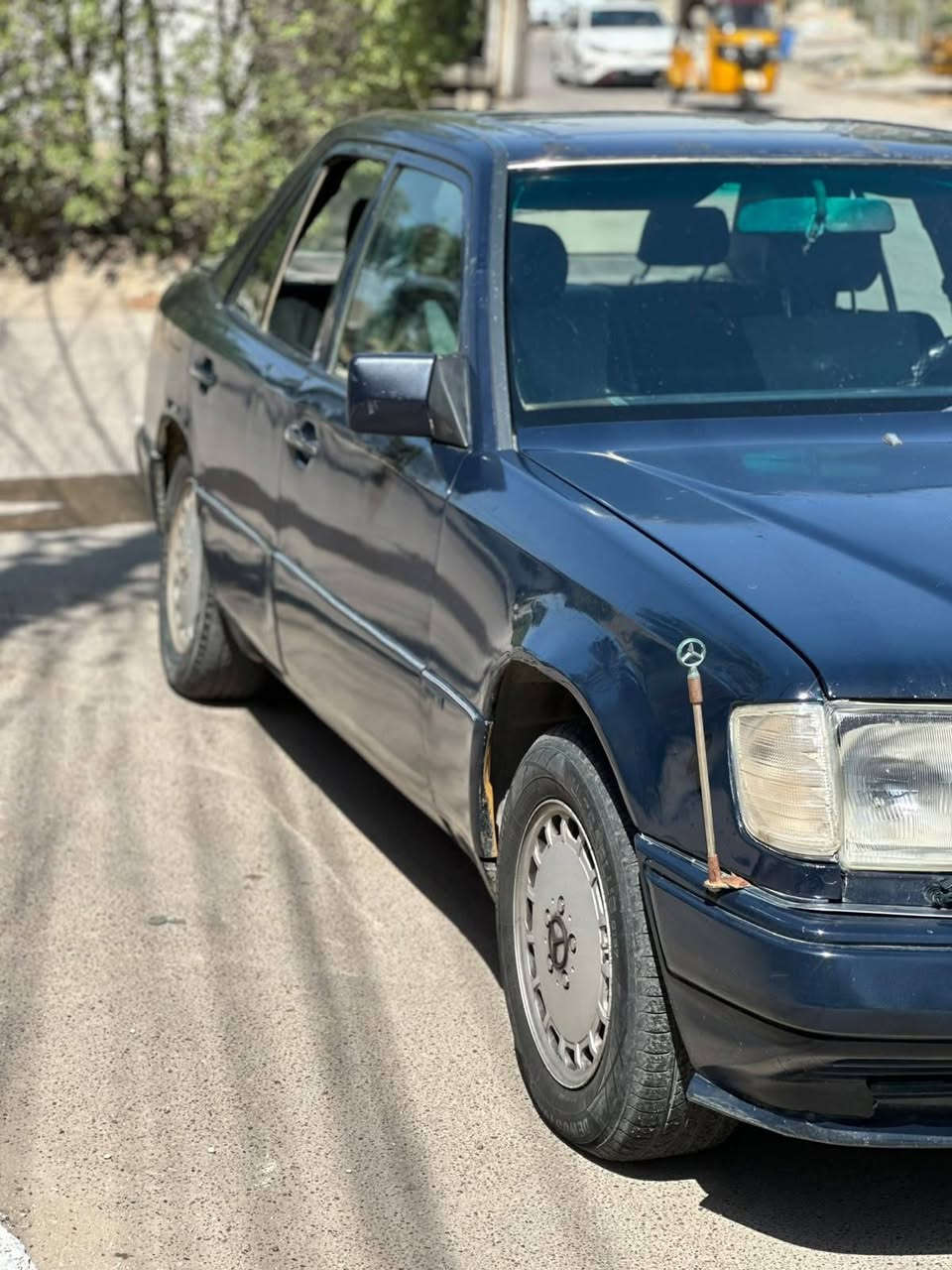 مارسدس دب 3000 كير ومحرك وتبريد خير من الله قواعد دبل سليمه بدون تعمير بدون ضربه سياره نضيفه رقم بغداد تخم تاير جديد 
مكانه بغداد الجديده للاستفسار اكثر اتصل 
***********
***********
السعر 50 وبيه مجال بغداد, العراق
