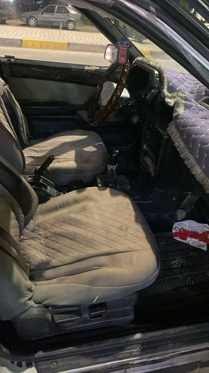 السلام عليكم
سياره ميتسوبيشي لانسر
موديل 92 
استعجل للبيع محتاج 
السعر 15 وبيها مجال 
الاستفسار اتصل على الرقم 
***********
***********
