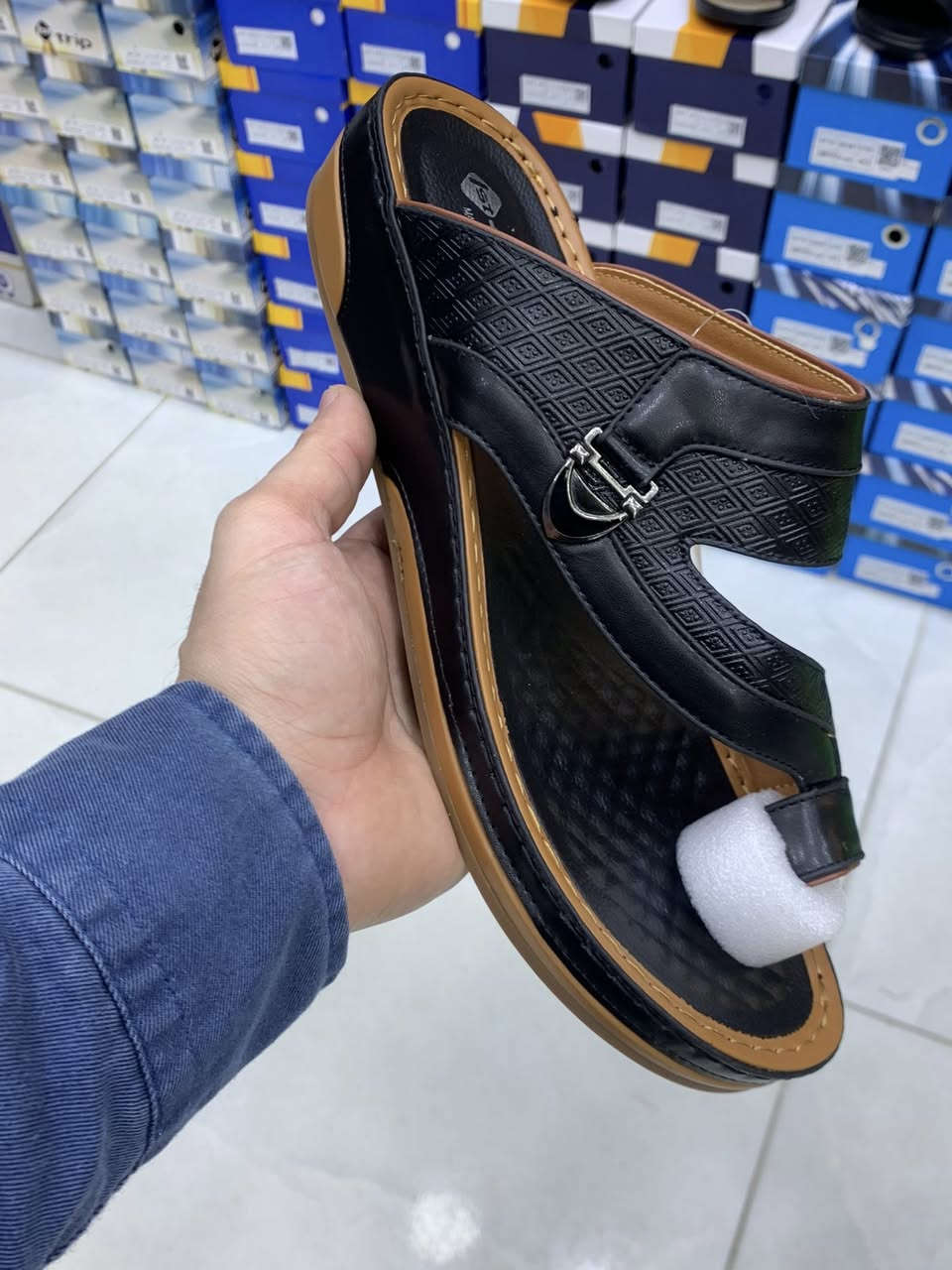 جديد وحصري 👍🔥
شحاطه طبي رجالي 
قياسات من 41 ال 46
حياكم الله 

ازياء محمد للزي العربي البصره ابي الخصيب قرب دوره ام زباله #ازياء_محمد #للزي_العربي #البصره #ابو_الخصيب #ازياء_محمد_للزي_العربي 
***********📞متواجدون 10 صباحا الى 10ليلاً
