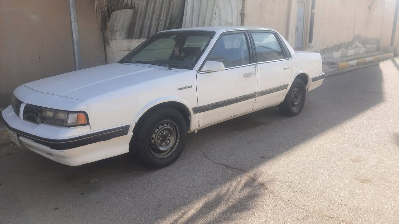 اولدز مكينه وكير حاويه مال كورله تشك الكاع بل شلعه سياره حلوه مال موضف يروح ويرجع بيها تخم تاير ماصاله شهر جديد كهربايات شغاله عده التبريد كامل بس عوزه ربط وبيها والشراي يخابر السعر 35  ***********
