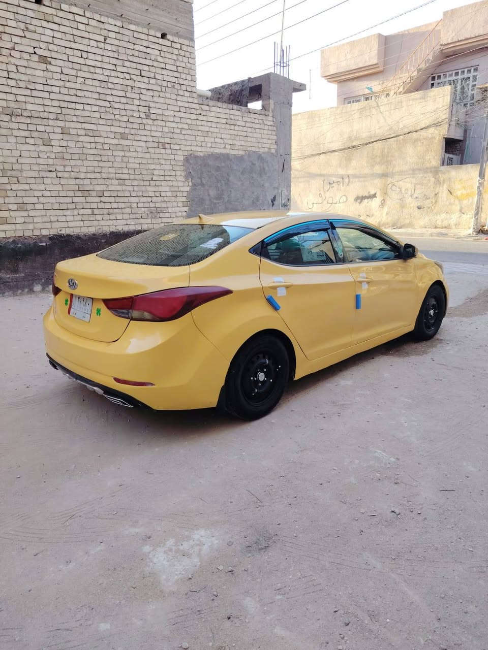 السلام عليكم النتره موديل2015لبيع وارد أمريكي بيه باب العبري وشويه من الجاملغ بدون دواخل ولباقي ليبل واحد  لغود شواصي حوض كفاله رقم بابل نكليزي بس عل ستلام اللوحات مصفره هيه وغرامه مكينة 1800دوش مكينه وكير وحداديه وكهربائيات مكفولات تبريد ثلج⛄ تخم تاير جديد السياره احله من الصور كل نقص ما بيهه السعر 97  وبيه مجال مكان السياره كربلاء الهاتف***********
