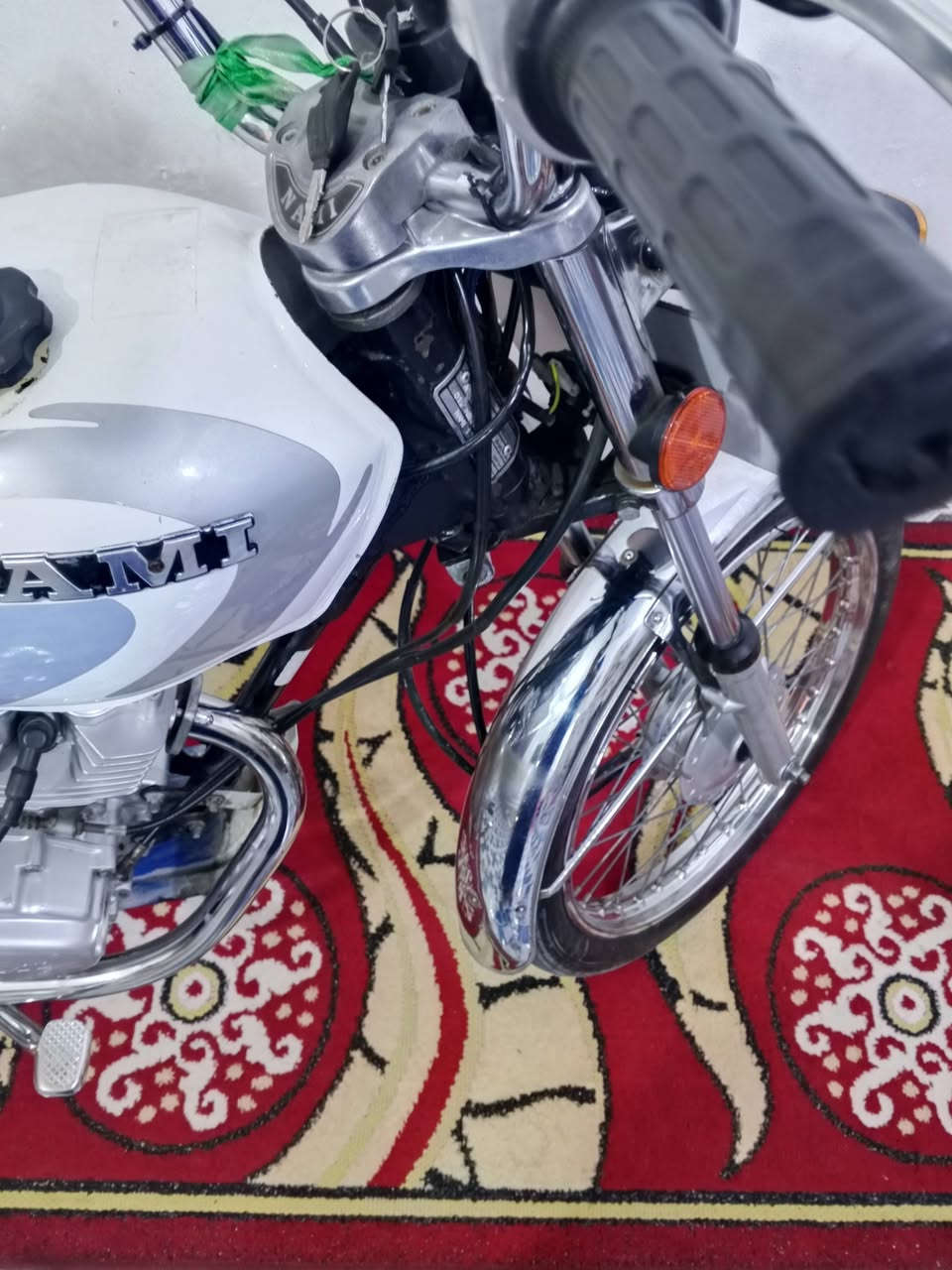 دراجه نامه شلامجه الأصلي للبيع رقم وسنويه بصره موديل 23 طالع بل 24 كفاله عامه كهربائيات كله تحويل ثاني يوم الدراجه جديده كلش السعر مليون و 950 )  1950 وبيه مجال عنواني بالزبير الشراي يتصل ***********
