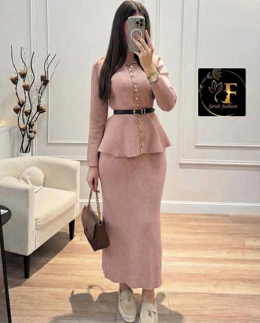 ياويلي الجمااااااال 
#𝑭𝑨𝑹𝑨𝑯_𝑭𝑨𝑺𝑯𝑰𝑶𝑵🎀🩷  
لگ انغرمت بهالموديل الشلللل 
ماضل احلى واكيت من هيك 
قماش 
تريكو ناعم ايطالي اجنبي 
مع زرار وزنار عالخصر 

بلبس من ٤٠ ل٤٦

الألوان
الوان الصور 
٤الوان

ا


**إذا كنت صاحب هذا الإعلان وتريد حذفه لأي سبب، رجاءا أرسل رسالة إلى الدعم الفني**