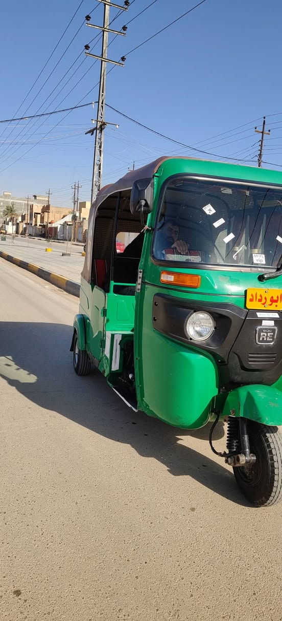 سلام و عليكم.. تكتك 21 رقم واسط ب اسمي كفاله عامه كشره ومكينه.. تكتك جاهزه ع آخر حبايه. تخم تايرات..جادر جديد...دوشمه جديده ..دبلات 3 جدد الله شاهد تكتك خير من الله كبل الشارع.. . مكان كوت مركز مدينه اي ستفسار انتصل ***********.. سعر 7800 بيها مجال حك جيه..
