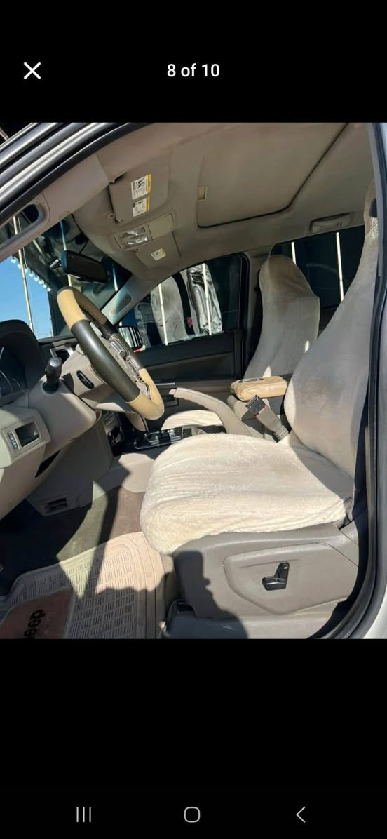 جێب مۆدێل 2008 دەبل ئەکسل 
ڕەنگ سلڤەر 
سەنەوی تا 2027 تازەیە بێ بۆیاخە سەیارەکە مەکینەی بەشەرت نەکراوەتەوە و تایەی تازەیە 
توولی سەقف - سڵاید - ناووزەرد - کووشن جەڵد وو هیتەر - مکەبەر بۆس - شەش سیدی کامێرە بیلاد - بیلاد هۆک - سەیارەکە فوولە و چەن مواسەفاتی تری هەیە - نڕخی 138 گەڵاو معامەلەیە کەم 
ژ.م 
***********
*********** بنجوين, السليمانية
