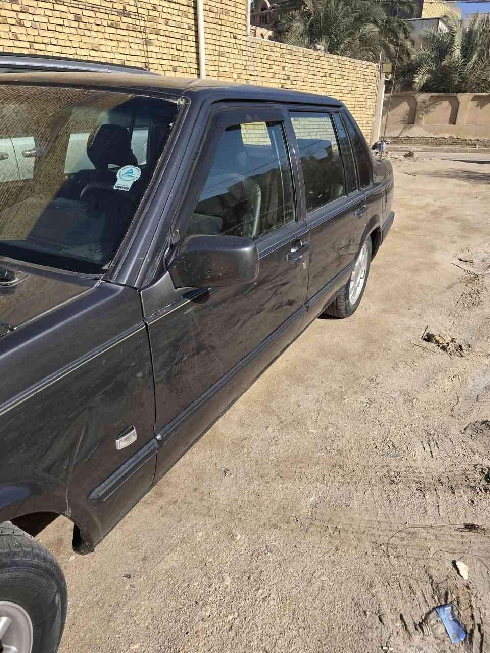 سلام عليكم
فولفو موديل ١٩٩٣ للبيع فقط 
المحرك عادي وليس تيربو بدون تبخير ولا تنقيص نظام بريك شغال 
ترايها واضح بالفيديو السياره ضربة جاكوج مابيها بيها طخات موضحه بالصور حتى ممعمرات باقيه ع وضعها البنيد الاصلي موجود ايضا البيبان الخلفيه جوبي الأمامي كهرباء تبريد شغال 
السياره  رقم بغداد بأسم شخص من النجف واتكفل بالتحويل ثاني يوم مكانها ناصريه سوق الشيوخ سعرها ٧٤ ورقه وبيها مجال بسيط جدا
*********** واي استفسار بالخدمه هنا او الخاص او على رقمي
