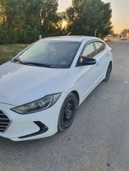 السلام عليكم اخوان من رخصت الاداره المحترمين
النترا ٢٠١٧ للبيع فقط سياره جديده ومكفوله كفاله عامه فقط نصف جاملغ الأيسر والدوسه بيه صبغ  وماشيه ١٥٤ وقابله للزياده رقم بغداد وباسمي ومكانه النجف المشخاب سعره ١٤٠ وبيه مجال رقم الموبايل *********** ***********
