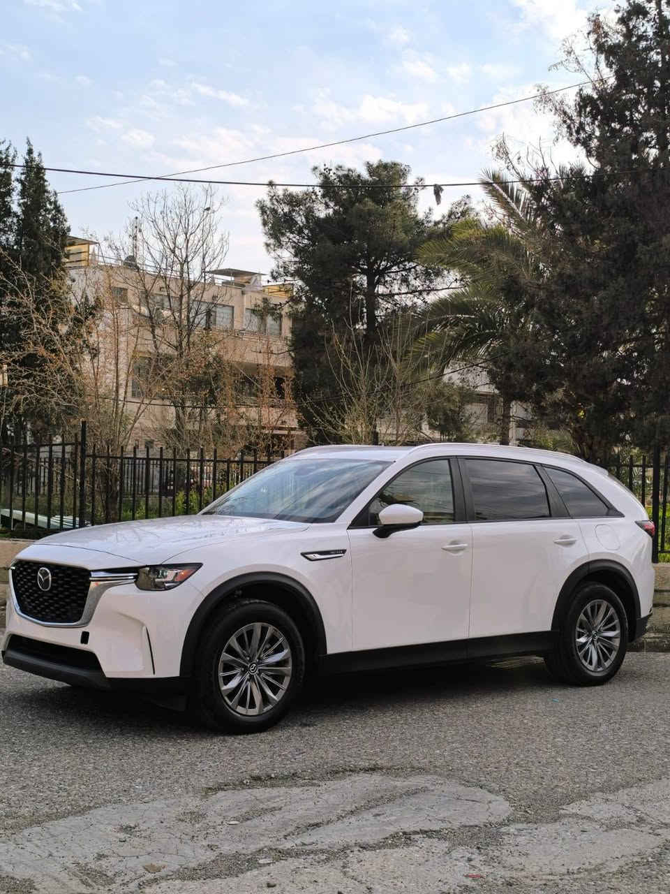 عربي 
للبیع فقط 
MAZDA CX90 
 
مــــــــودیل/2025
مواصفات/ كاميرة ، حساس ، دبل اكسل ، سبعة الراكب ، كشن جلد 
محرك / V.6 ست سلندر
3.3 توربو multi hybrid 
بدون ایرباك ، بدون دواخل
بدون صبغ ( ثلاث مكان PDR)
5 ألف كم ماشي 
رقم موقط 

سعر   (( 26000 $  ))
 
عنوان اربیل ، للاستفسار 
***********

کــــــوردی
تەنها فرۆشتن بە نقد 
MAZDA CX90
مازدا 
مـــۆدێل / ٢٠٢٥
مواسفات /  شاشە,کامیر  ، حەساس, 4×4 , سێ رێز کوشن، کوشن جلد 
مەکینە/V.6 شەش پستۆن 
٣.٣ تۆربۆ / موڵتی هایبرید
 بێ ئێڕباگ ، بێ ناوگرتن 
بێ سبوغ (٣ جێ PDR )
( ٥) هەزار  کم چووە
ژمارە کاتی نەشکاوە

نـــــــرخ  (( ٢٦٠٠٠$  )) 

ناونیشان هەولێر
 پەیوەندی واتساپ  *********** أربيل, العراق
