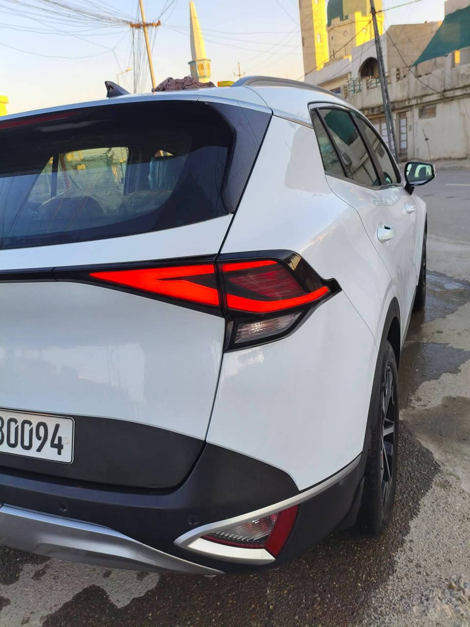 كيا سبورتج 2024 خليجي 
ماشيه45 الف كيلو متر
السياره بسمي رقم أربيل هزه وفحص جدد 
موصفات السياه
بصمة
شاشه Apple كاربلاي
ماوس
شفتات بل استيرن 
￼ رادار بالجانب ونقاط عمياء
￼ مري شفط
￼ حساسات خلفية
￼￼ تشغيل عن بعد 
هاند بريك دكمه
￼ أربع وضعيات قيادة
￼ كاميرا خلفية دوارة
￼ إشارة ترحيب وموسيقى في ￼ البيبان
‏رقم مميز
‏لدات ￼ أمامية خلفية
السياره كفاله عامه عده رصعه الصغيرة بالباب الخلفي
مكان السياره موصل 
‏‪***********‬‏
