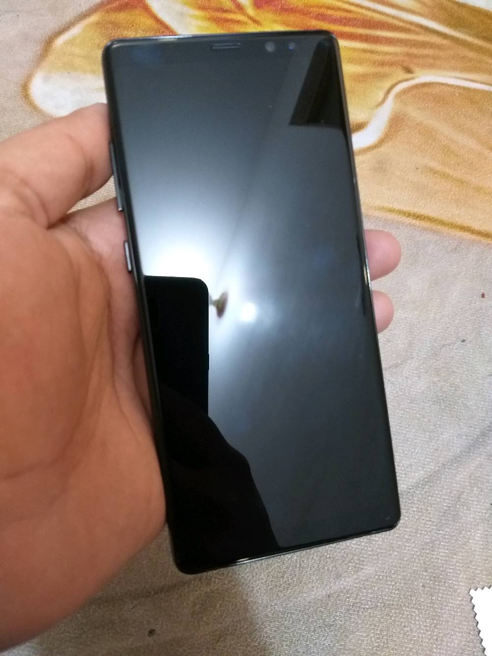 نوت 8 ذاكرة 64 رام 6 بدون ملحقات دبل خط مبدل شاشة اخت الاصلية وبطارية للبيع سعر 110الف عنواني بغداد استفسار عالرقم ***********