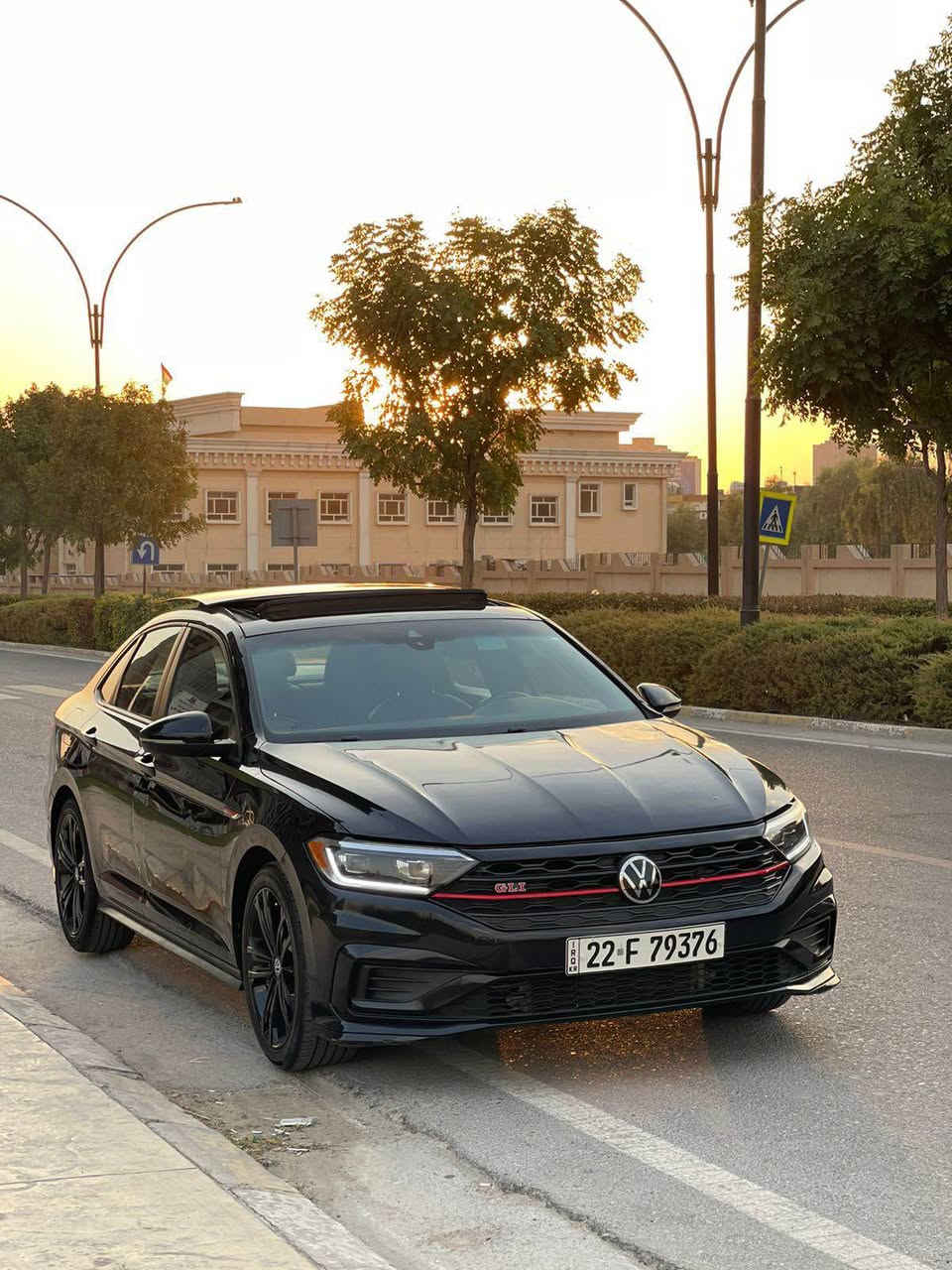 سلام عليكم 
جيته ٢٠٢١ GLI ئوتوبان فول فول 
مكينه ٢٠ ي توربو 
گير له سوكان 
كوشين جلد سارد و گه رم 
شاشه ديجيتال كامل به سمه
رادار پيش و بشت 
ختي جاده 
شه ش مودي ليخورين 
كوشين خه زن 
ده ژبول ١٠ ده نگ 
سحن واير ليس 
ئاوينه رادار 
بانوراما 
بيريك به سمه 
شغال 
زور فوسفاتي تر هتد ..... 
سياره دوو ده رگاي لاي سكن بس كلير ئه مه ريكي و بونيت سبوغ بي ژوري 
ئه رباك به س شاني سايه ق سيسته وه باقي هه موي سه لامه ته 
سونه ري نويي هه يه 
به ردي گزور بيلادي 
سياره ره قه م هه ولير به ناوي خومه 
سعري 155 قوقل أربيل, العراق


**إذا كنت صاحب هذا الإعلان وتريد حذفه لأي سبب، رجاءا أرسل رسالة إلى الدعم الفني**