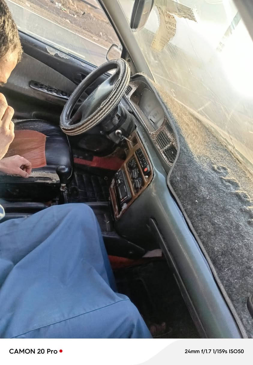 السلام عليكم سيفيا موديل 94 رقم بغداد رقم سعر 32 وبيها مجال 
 انجليزي دولي تحويل ثاني يوم 
سياره حلوه خير من الله كير محرك مفتوح عنوان
ابو غريب الحصوه النصر والسلام منطقه 6000 
اتصال على الرقم***********
***********
