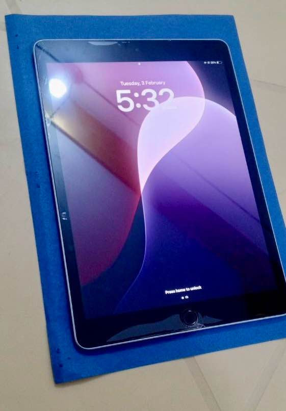 IPad 9th Generation - WiFi

الحالة : استعمال شخصي اقل من سنة، نضيف بالكامل وسليم من اي خدوش او مشاكل
البطارية تدوم ليوم كامل بصحة 88%
الأكسسورات : الجهاز + الشاحن + سماعات + كڤر
السعر 250 قفل
المكان النجف يتوفر توصيل داخل النجف 5 الاف
للتواصل : *********** النجف, العراق
