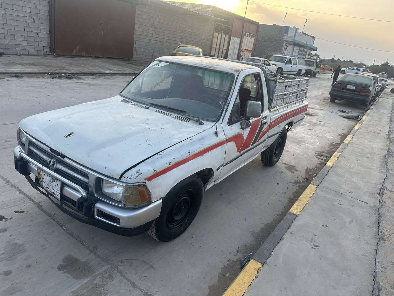 موديل ٩١ مكينه ونجي. كير عادي. سياره. سياره حلوه وجاهزه. بيها تخم تاير قبل سبوع مشدود  جديد. رقم قادسيه. سنويه 
ل٢٠٢٧
تحويل مباشر. مكاني ناصريه رفاعي ***********
