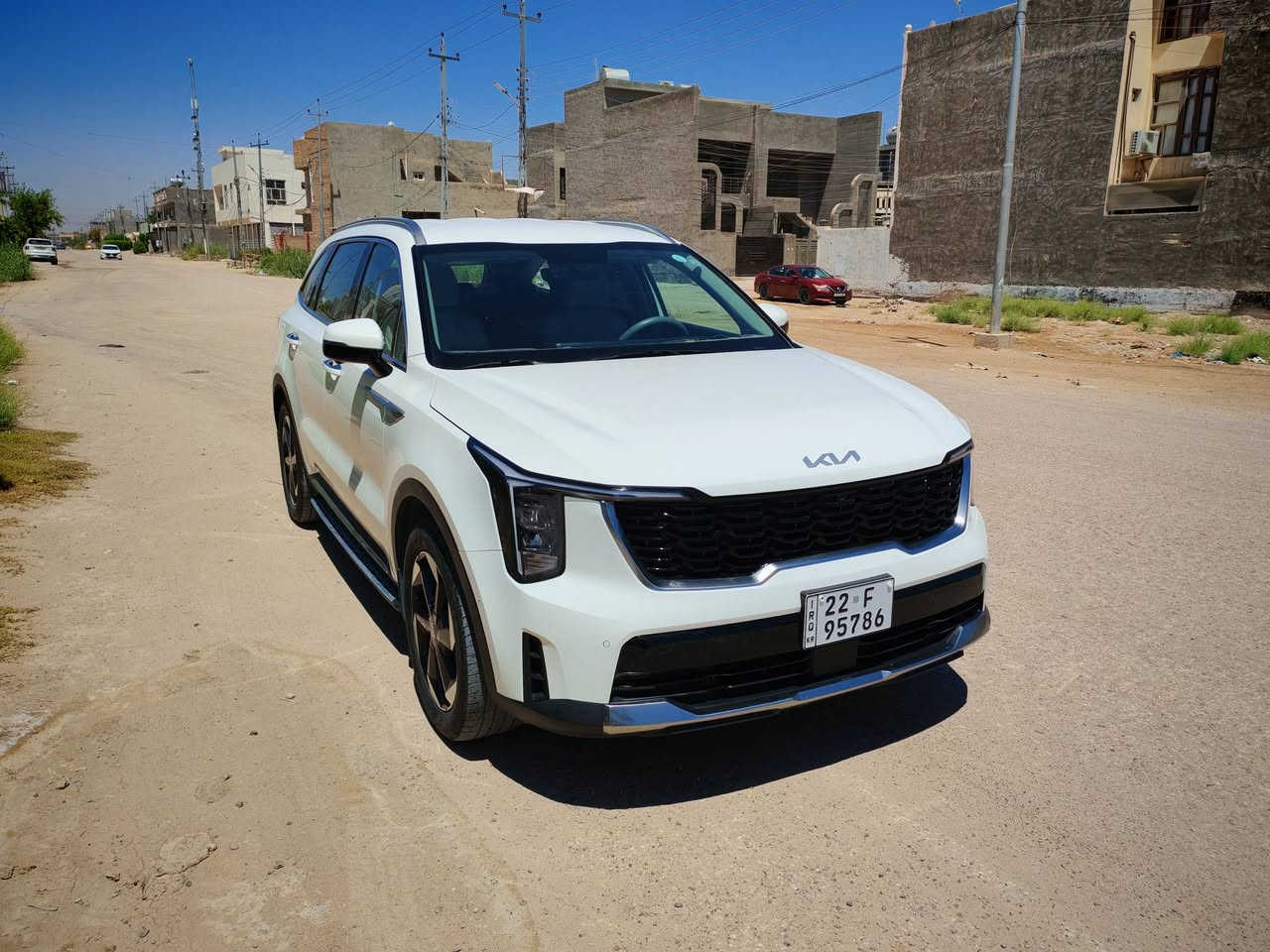 🚘 كيا سورينتو 6 سلندر – موديل 2024 (خليجي)
🔧 المحرك:
• 6 سلندر – 3500 سي سي

🛣 ماشية:
• 49,000 كم

🔑 التشغيل:
• بصمة تشغيل
• تشغيل عن بُعد

🪑 المقاعد:
• مقعد السائق والراكب كهربائي ⚡
• مقاعد جلد
• تدفئة وتبريد للمقاعد الأمامية ❄🔥
• ستائر جانبية للمقاعد الخلفية

🛡 أنظمة الأمان:
• نظام كاميرات محيطية 360° 📸 (4 كاميرات)
• رادار خلفي لتجنب الاصطدام عند الرجوع 🔙
• حساسات أمامية وخلفية
• مانع انزلاق
• مانع انحدار
• حساس تايرات

🚦 أنظمة القيادة:
• 4 أنظمة قيادة
• أوتو هولد
• هاند بريك بصمة

💡 الإضاءة والمظهر:
• أضواء ترحيب عند الاقتراب مع ترحيب داخلي ✨
• إضاءة LED أمامي وخلفي
• إنارة محيطية داخلية
• إشارات بالمرايا
• عتبات جانبية (دوسات)

📱 التقنيات:
• شاشة عدادات رقمية
• شاشة لمس متغيرة للتحكم بالميديا أو التبريد
• شحن لاسلكي للهواتف 🔋
• مرآة داخلية ذاتية التعتيم
• فول تحكم استيرن
• منافذ Type-C في الكشنات

❄ التكييف:
• تبريد 3 مناطق

📦 الصندوق:
• صندوق خلفي كهربائي

🛞 الإطارات:
• قياس 19 إنش

📍 المعلومات:
• رقم أربيل – تحويل ثاني يوم
• مكان السيارة: الفلوجة
• باسمـي شخصيًا
• البيع فقط
السعر 296💵 

📞 للاستفسار:
*********** 
***********
