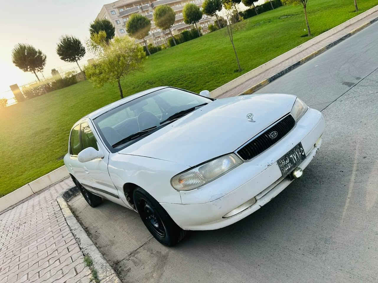 کیا کریدۆس مودیل 1996  مەکینەسور تەبرید لەسەرسویج ئارم پلاستیکی سلیمانی بەشەرت بی دەعم بی لیدراو دیناری مەسرەفی نیە دەعامی بۆدەعامی بەشەرت تەقەوڕەقەێ نیە ماڵی دۆستە  سعری15 گڵا   ***********      ***********  شوین دەربەنیخان دار بنديهكان, السليمانية
