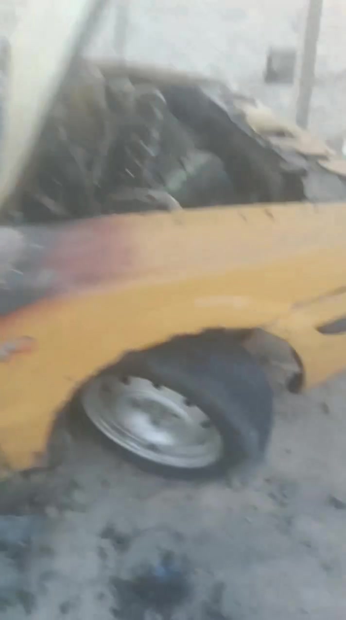 سمند لبيبع بدون راعي 700الف كير ومكينه وضفيره ةعقل جدد حداديه جديده 
***********
