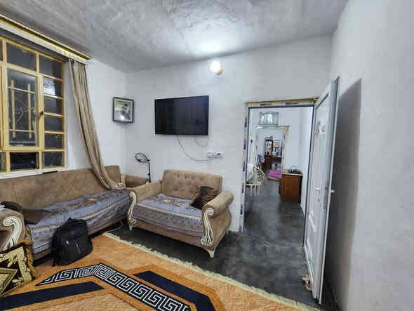 مشتمل للبيـــــع في قادسية الثانية 👇 نظيف 👇
✅ مساحة 98 م
✅ شارع 8 قريب ع حديقة
✅ مشتمل طابق واحد
✅ طابو صرف - مناصفة

🔥 السعر 65 مليون بي مجال

للأستفسار أكثر 
*********** متوفر واتس 
مكتب التميز للعقار في قادسية الثانية قرب الحوراء
