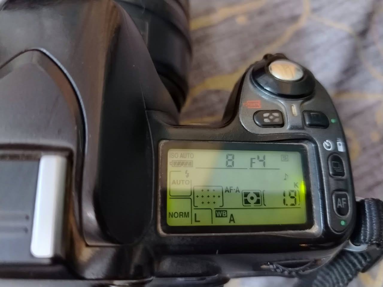 Nikon D80
كاميرا نيكون D80 للبيع مع كامل ملحقات

بسعر 200 وبيها مجال 

مكاني بغداد ابوغريب
***********
