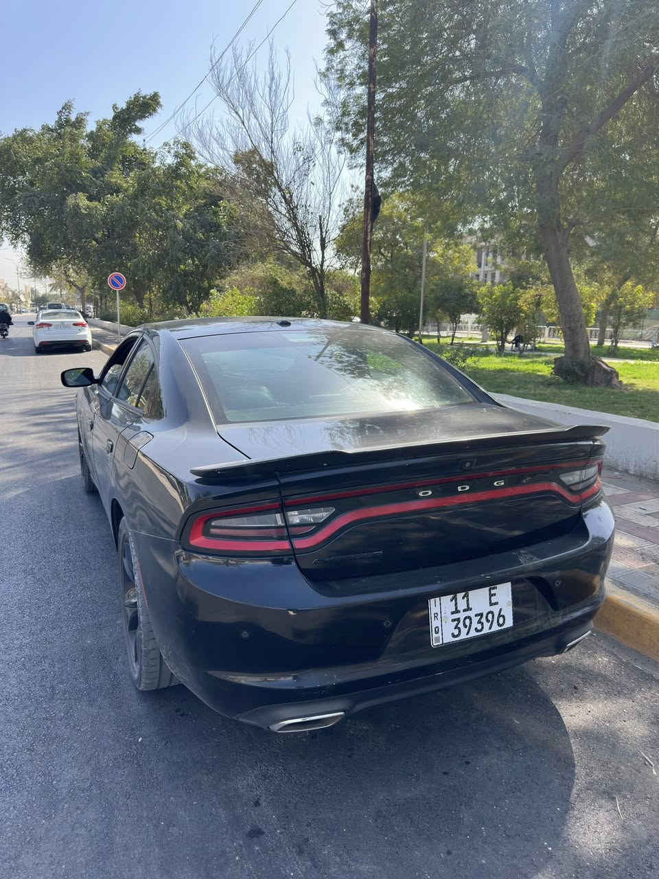 ⸻

🚗🔥 للبيع – Dodge Charger SXT 2018 🔥🚗

✅ الموديل: 2018
✅ الفئة: SXT
✅ الممشى: 90 ألف ميل
✅ السيارة باسمي (تحويل فوري ثاني يوم)
✅ رقم جديد وسنوية سارية
✅ ما بيها أي هزّة أو مشاكل ميكانيكية
✅ صور الضرر موجودة بالمنشور
📍 الموقع: ديالى – بعقوبة

💰 السعر: 18,500 دولار
💬 السعر بيه مجال
للاستفسار والاتصال: ***********
