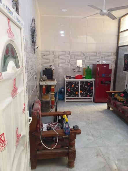 السلام عليكم بيت للبيع مساحه 50 متر طابق واحد خدمات كامله ماء كهرباء مجاري تبليط خلف  كليه السلام مباشر السعر مناسب اي استفسار اتصل *********** @الجميع
