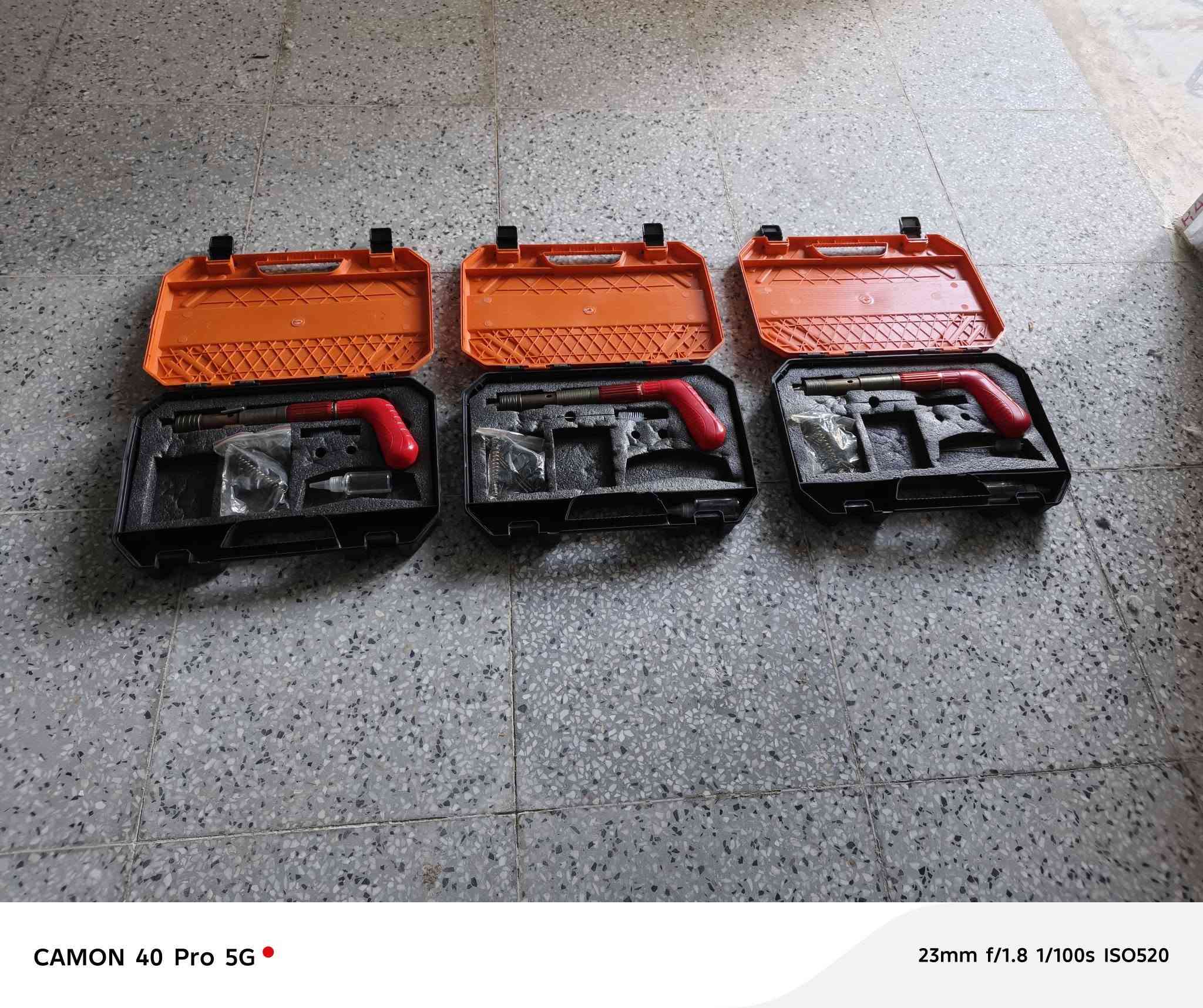 مسدسات سقوف سعر القطعه حديد درجه اولى 15,000 الف ***********
