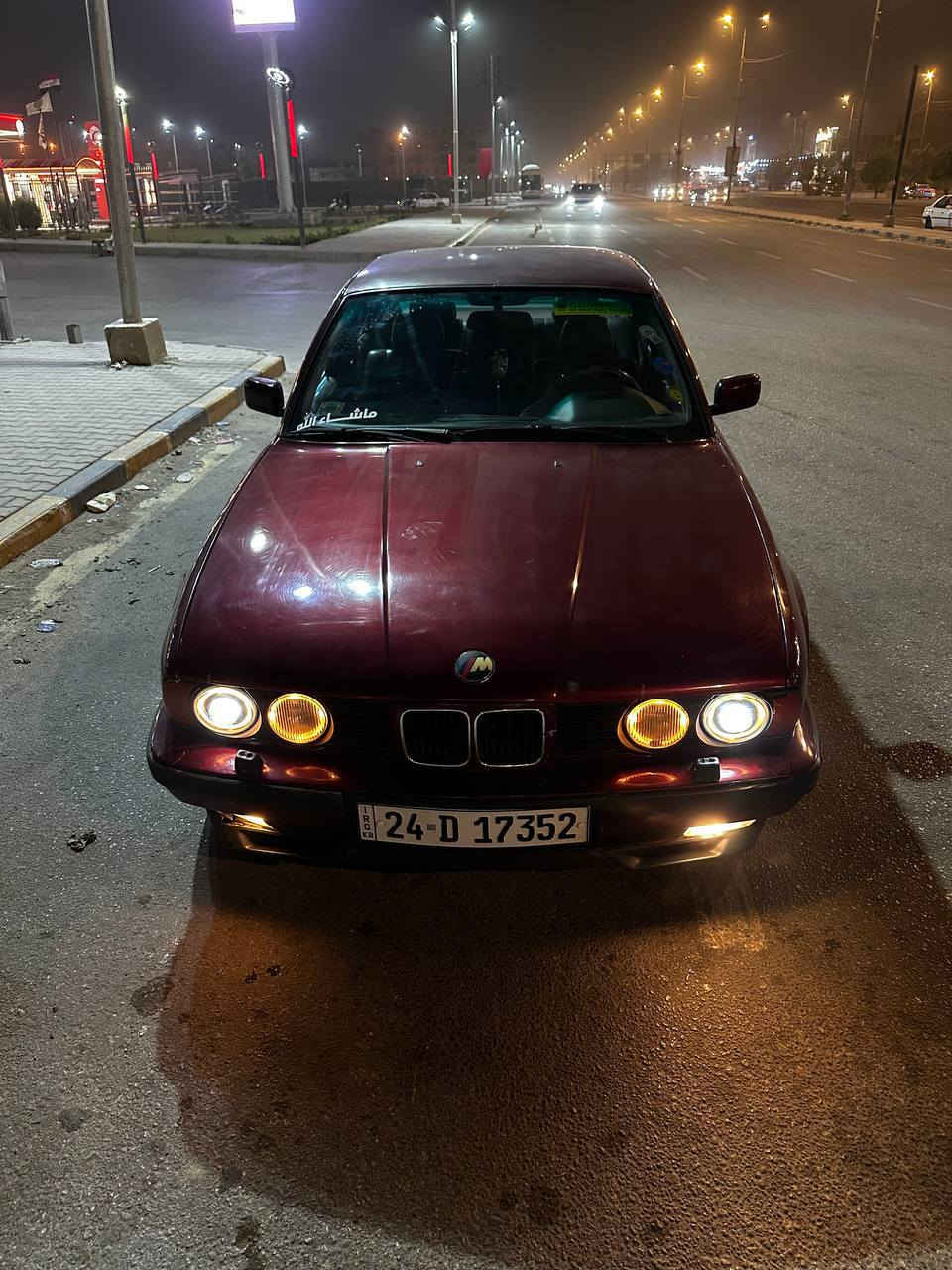 سلام عليكم BMW
للبيع او امراوس حسب القناعه
موديل 1991 كفاله السياره بدون ضربه
حجم 535 
مكينه وكير حاويه 528 دبل فانوس
اكزوز رياضي تفصال كامل
حداديه قبل 3 ايام شاده صدر كامل
تبريد شغال ثلج
ويل 18  Mتو سايز وتخم تاير جديد
كهربائيات كله شغاله 
مكاني نجف للتواصل واتساب
***********

سعر  70$ وبي مجال

